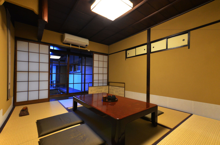 Others 5, Kyomachiya Saigu, Kyoto