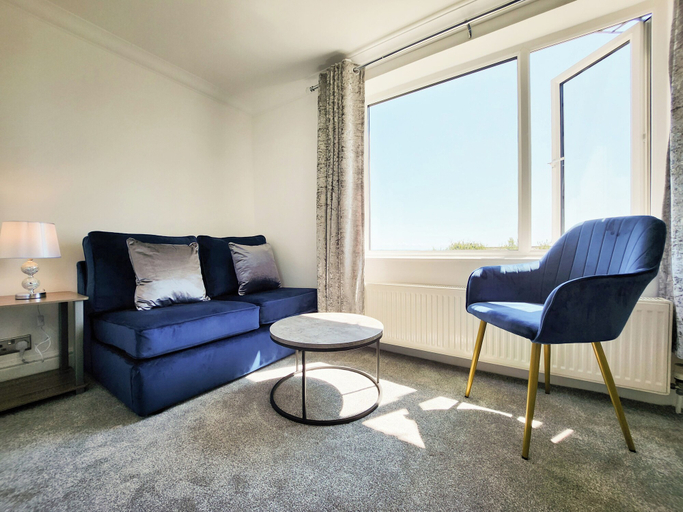 Others 5, Sea View - 1 Bed Suite - Port Eynon, Swansea