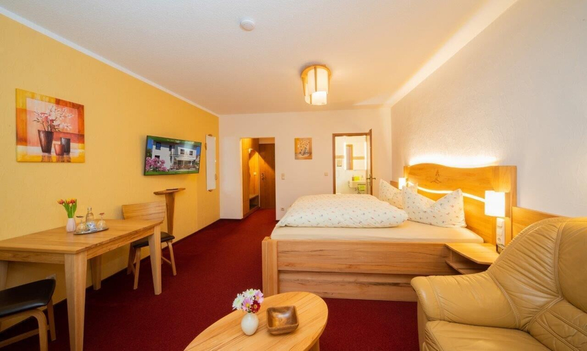 Bedroom 4, Rennsteighotel Grüner Baum, Ilm-Kreis