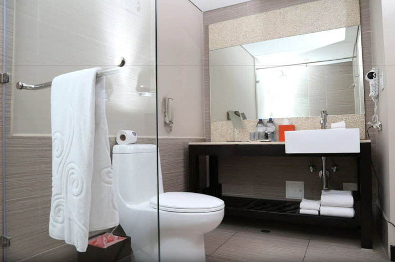 Bathroom 5, Megapolis Hotel Panamá, Panamá
