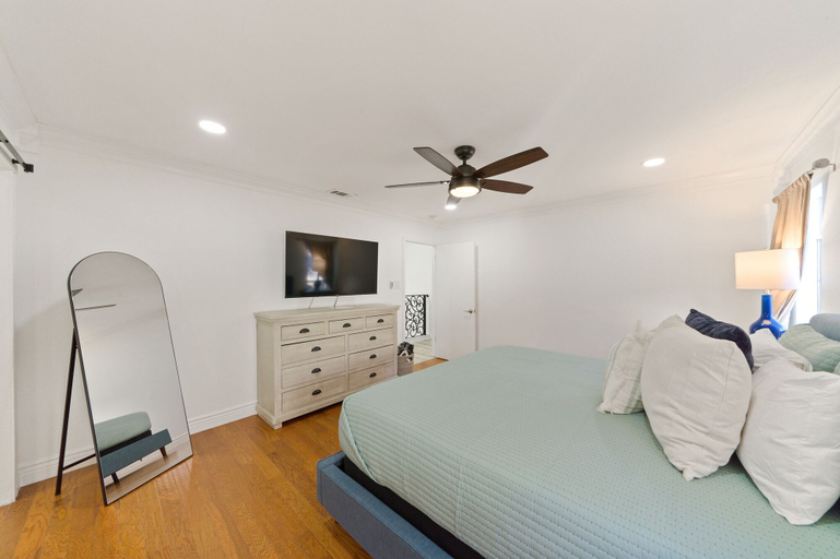 Bedroom 3, The Oak Loft, Bexar