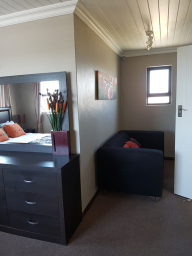 Bedroom 3, Seagulls Guest House, West Coast