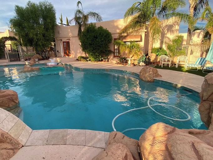 Sport & Beauty 3, The Casita, Maricopa
