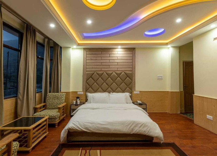 Bedroom 3, Dee Grand Marq Hotel, Kargil