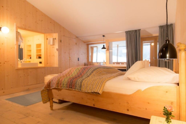 Bedroom 2, Tannerhof Naturhotel & Gesundheitsresort, Miesbach