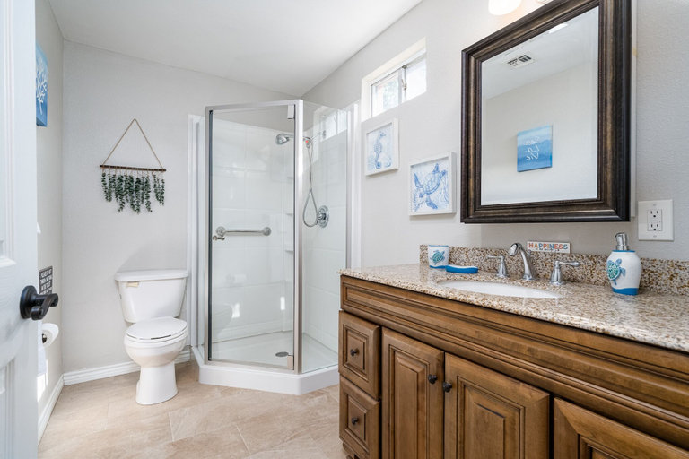 Bathroom 3, Bliss on the Bay, Aransas