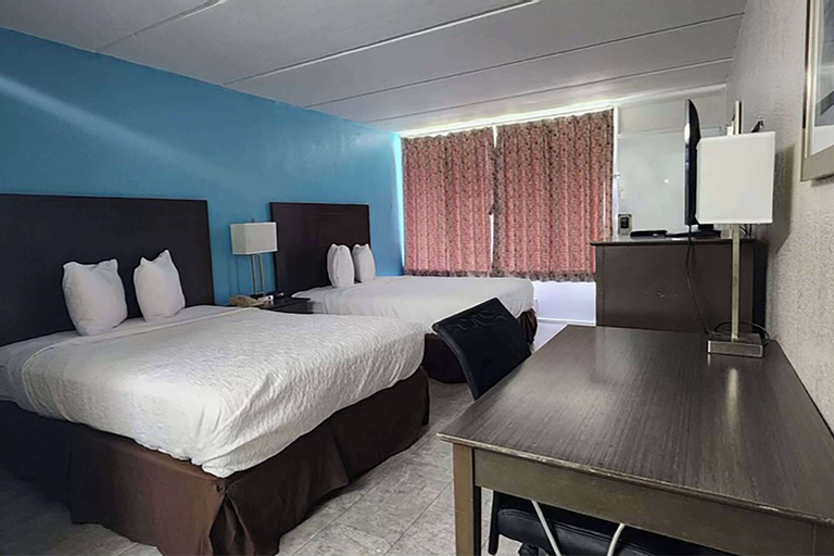 Bedroom 5, Travelodge by Wyndham Kingsland GA, Camden