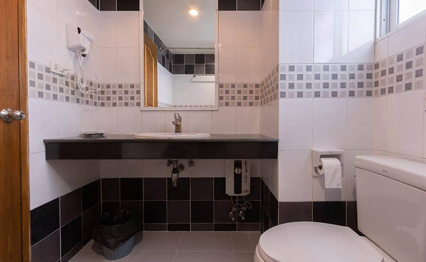 Bathroom 6