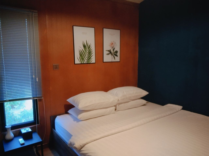 Bedroom 3, Kampot Tropical Village, Kampot