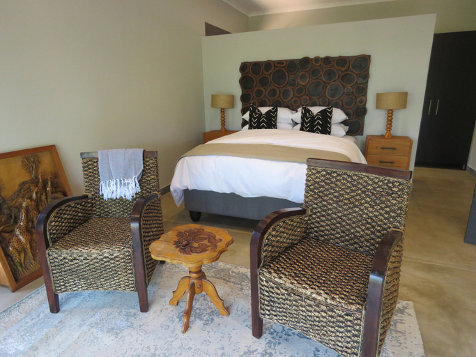 Bedroom 4, Wild Dog Guest Lodge, Mopani