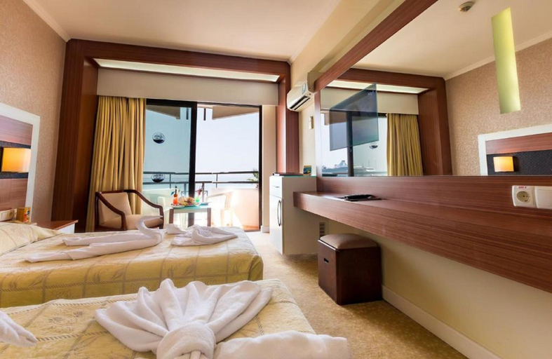 Bedroom 3, Derici Hotel, Kuşadası