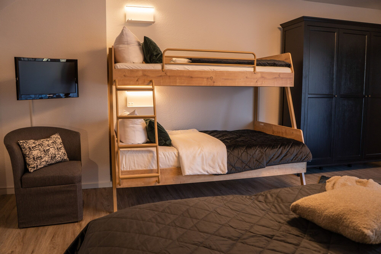 Bedroom 17