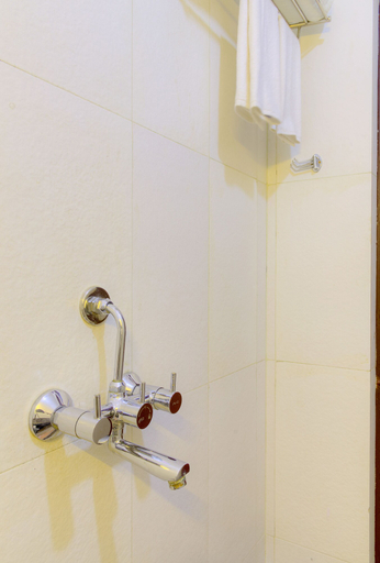 Bathroom 4, Treebo Siddharth, Ajmer
