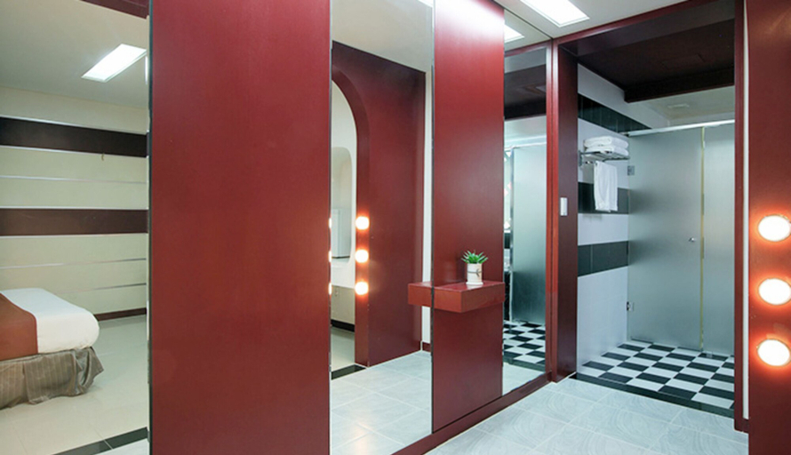 Bathroom 5, ON Smart Hotel, Cheonan