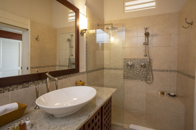 Bathroom 4, Curtain Bluff Resort - All Inclusive