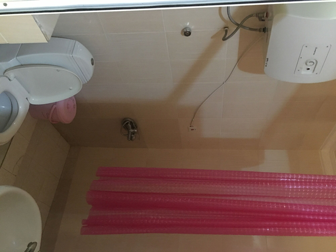 Bathroom, Secrets Hotel, Accra