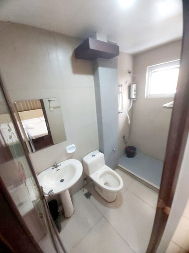 Bathroom 5, Cosmo Hotel Espana Near Ust, Manila City