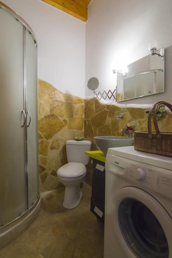 Bathroom 2, Su La Strata house by CorfuEscapes, Ionian Islands