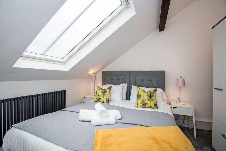 Bedroom 2, The Wolsey at 52 Old Elvet, Durham