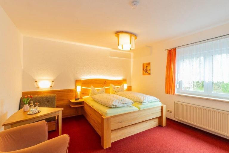 Bedroom 2, Rennsteighotel Grüner Baum, Ilm-Kreis
