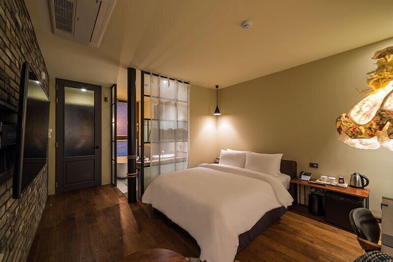 Bedroom 4, Hotel March, Daedeok