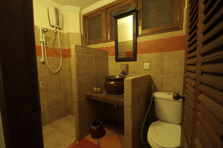 Bathroom, Mysteres d'Angkor Siem Reap Lodge, Siem Reap