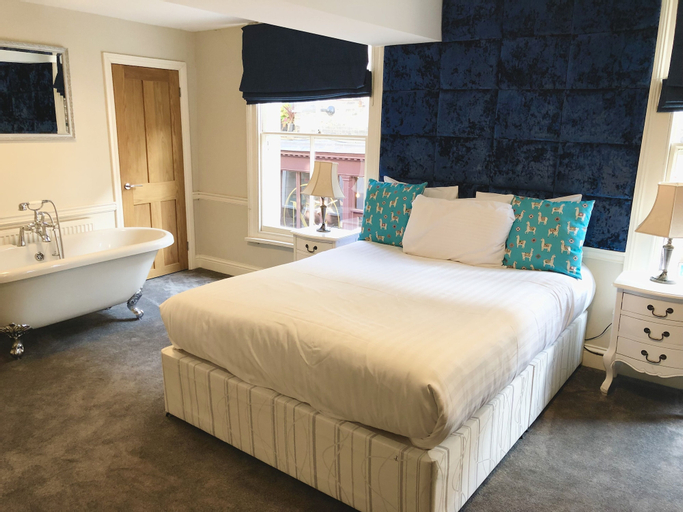 Bedroom 2, The Wenns Chop & Ale House, Cambridgeshire