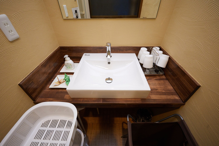 Bathroom 3, Miyazakiya, Kyoto