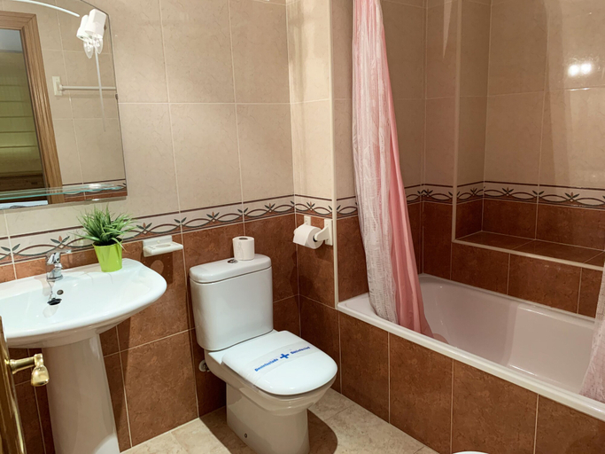 Bathroom 4, Apartamentos Tenerife 3000, Castellón