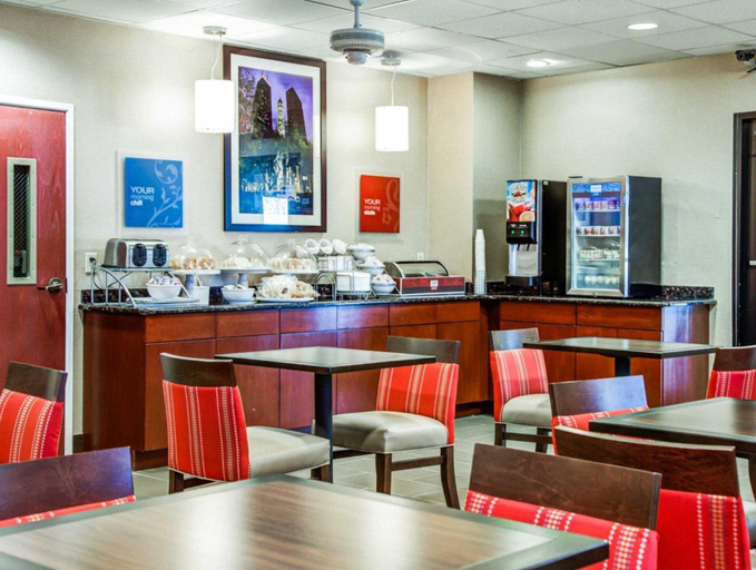 Food & Drinks 4, Comfort Suites Lombard - Addison, Dupage