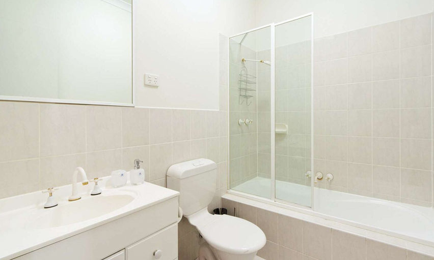 Bathroom, Smart Caulfield Townhouse, Melbourne