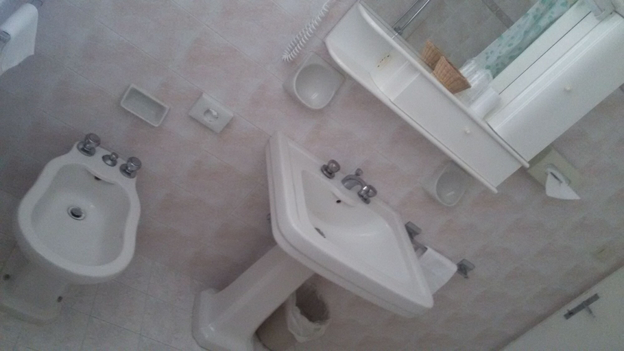 Bathroom 4, Hotel Villa Ricci, Siena