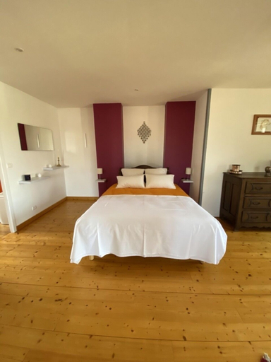 Bedroom 3, Le Meix, Jura