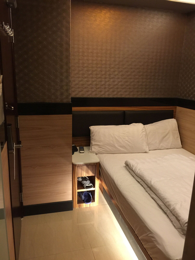 Bedroom 14