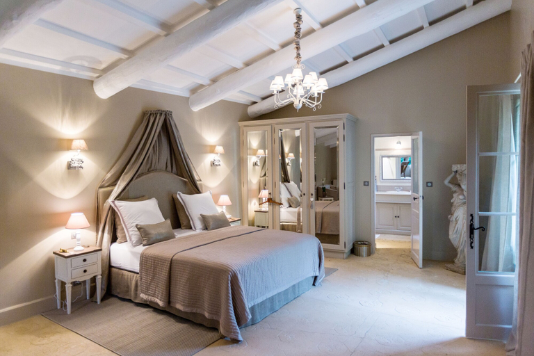 Bedroom 5, Le Mas de la Chapelle, Gard