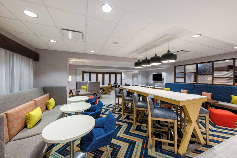 Food & Drinks 4, Hampton Inn Kansas City Southeast, Mo, Kansas City