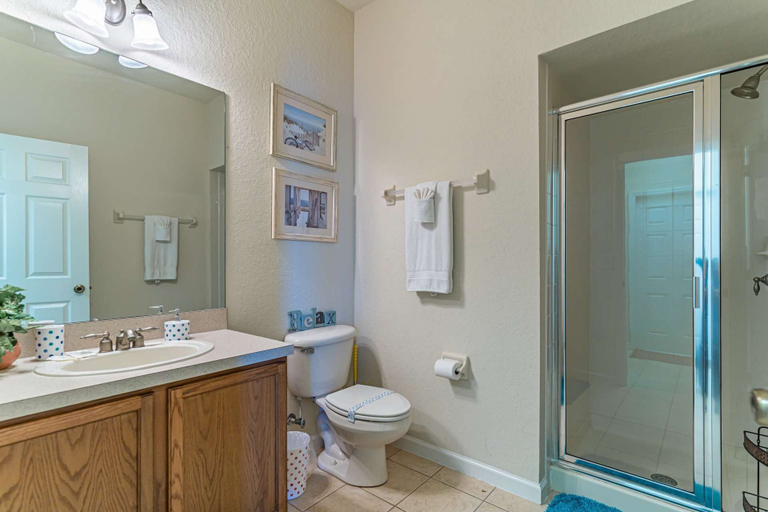 Bathroom 3, 2633 Trafalgar Village, Osceola