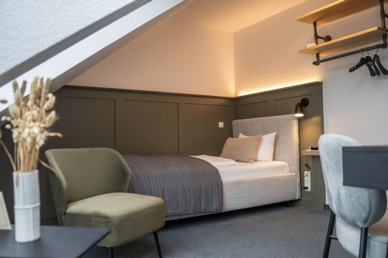 Bedroom 17