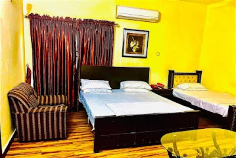 Bedroom 2, Omega Inn Hotel, Lahore