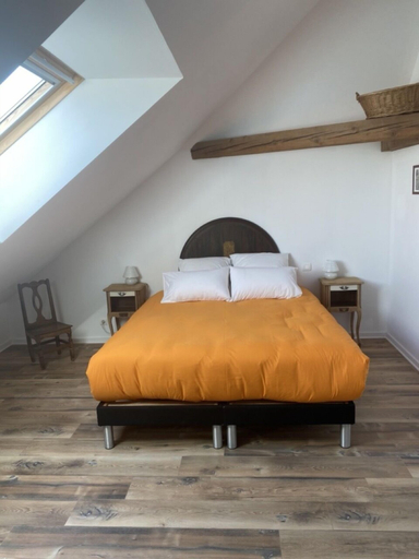 Bedroom 4, Le Meix, Jura
