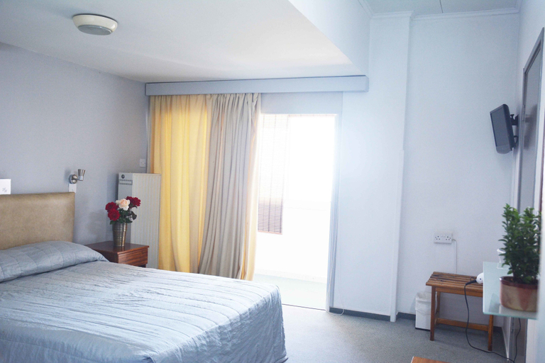 Bedroom 3, Troodos Hotel