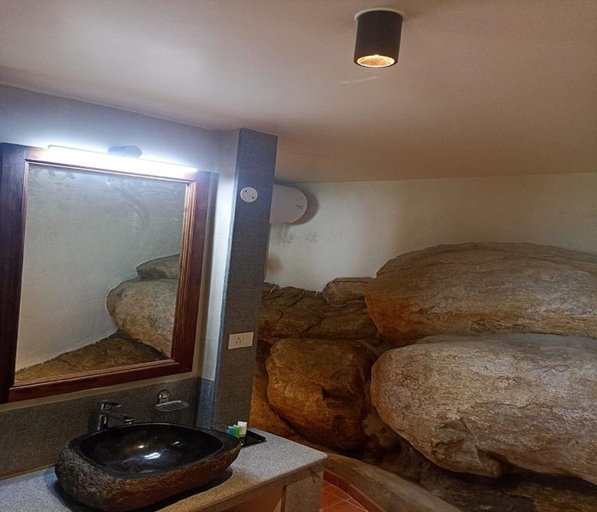 Bathroom 4, Mango Hill Yercaud, Salem