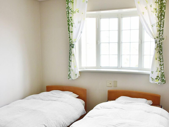 Bedroom 2, Goishigahama House, Shimoda