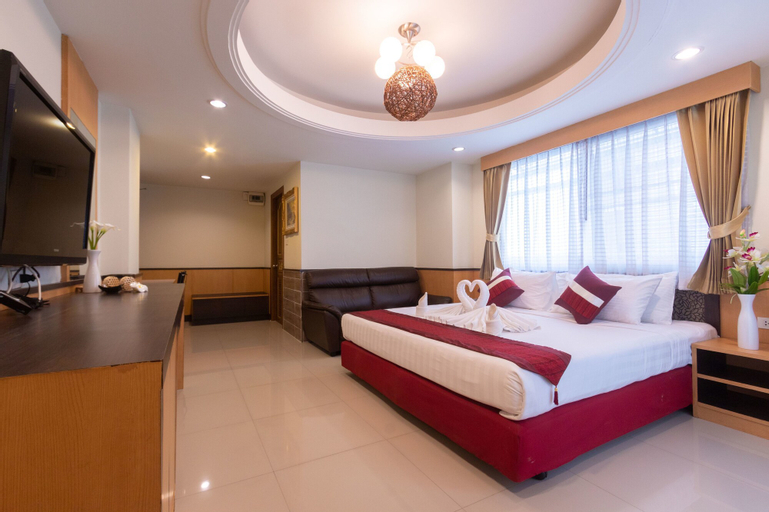 Bedroom 6