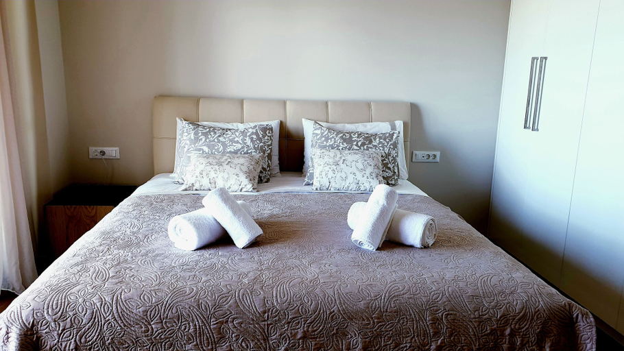 Bedroom 2, Luxurious Brand New Flat Sea View, Crete