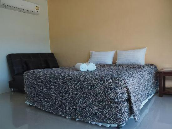 3, Mountain View Resort, Pran Buri