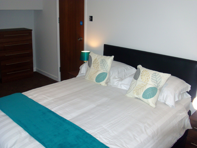 Bedroom 3, Lockinbar Holiday Apartment, Pembrokeshire
