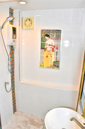 Bathroom 3, Head Rock Home, Hua Hin