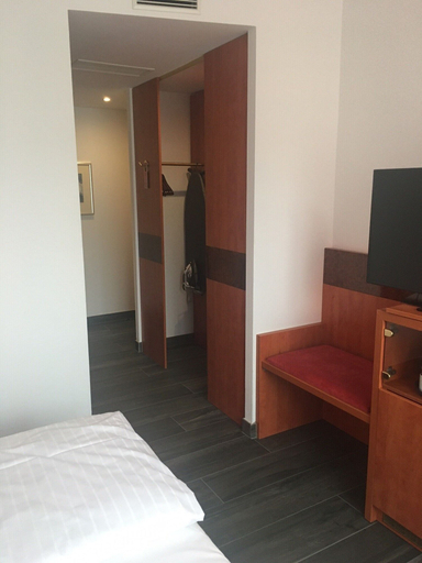 Bedroom 4, Hotel Alexander am Zoo, Frankfurt am Main