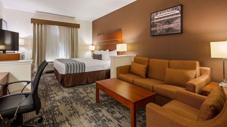Bedroom 5, Best Western Plus Wakeeney Inn & Suites, Trego